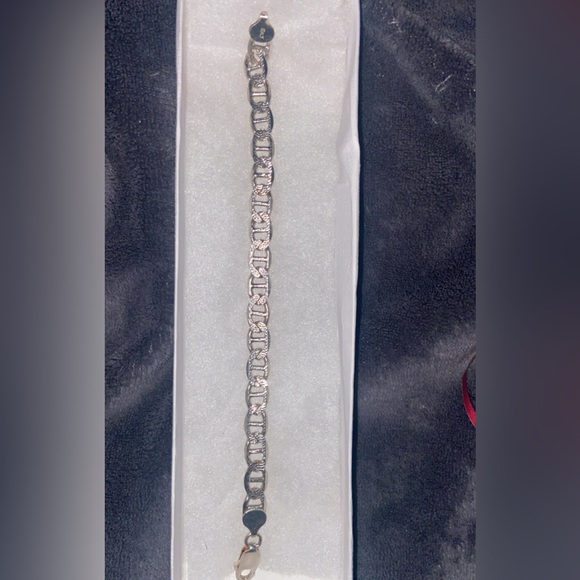 Silver bracelet - Picture 1 of 1